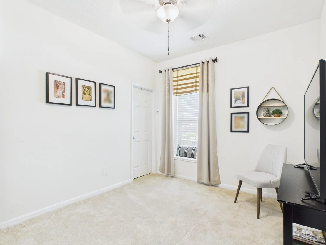 Photo of 6003 Rivergrove Bend Drive