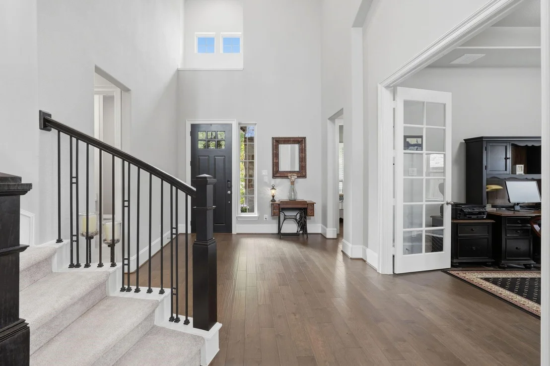 Photo of 111 N Winter Sunrise Circle