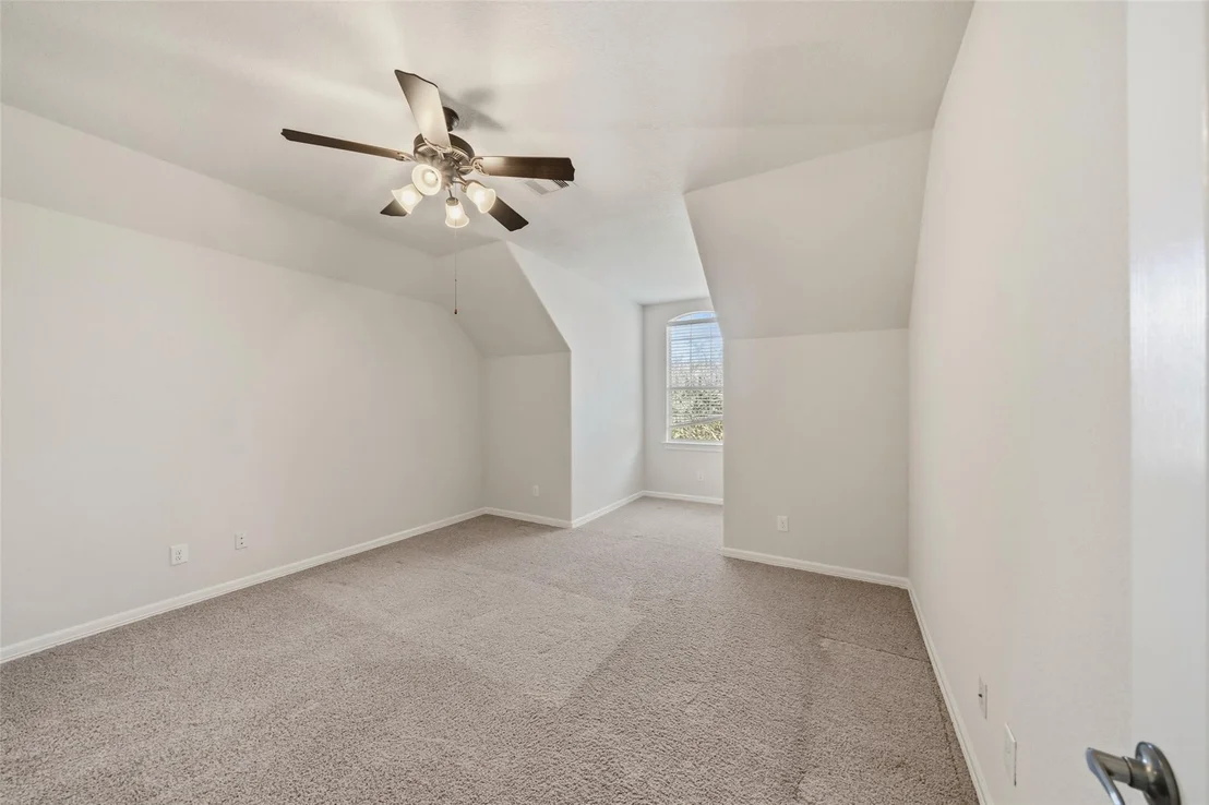 Photo of 25802 Northcrest Drive