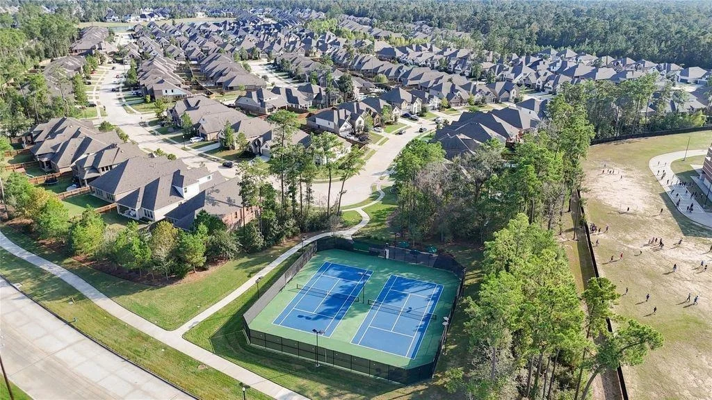 Photo of 4320 Silver Oak Place