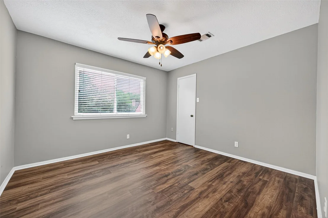 Photo of 18307 Harrow Hill Drive