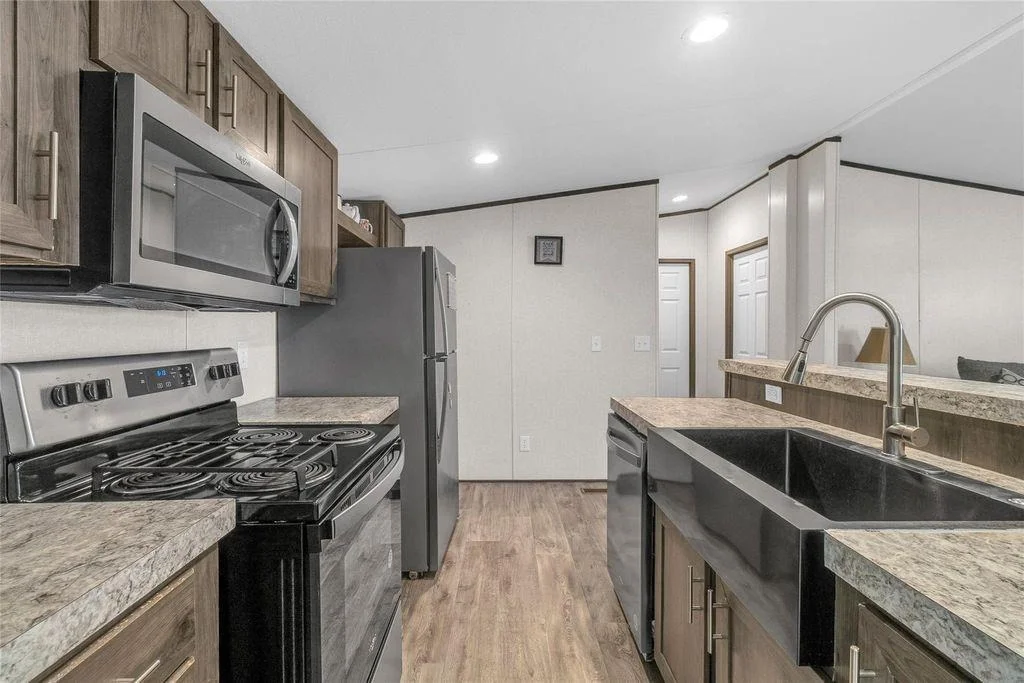 Photo of 752 Road 5820