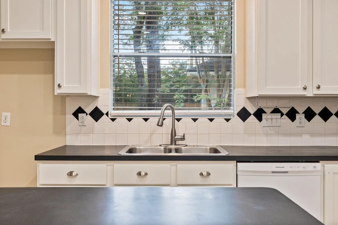Photo of 71 N Acacia Park Circle