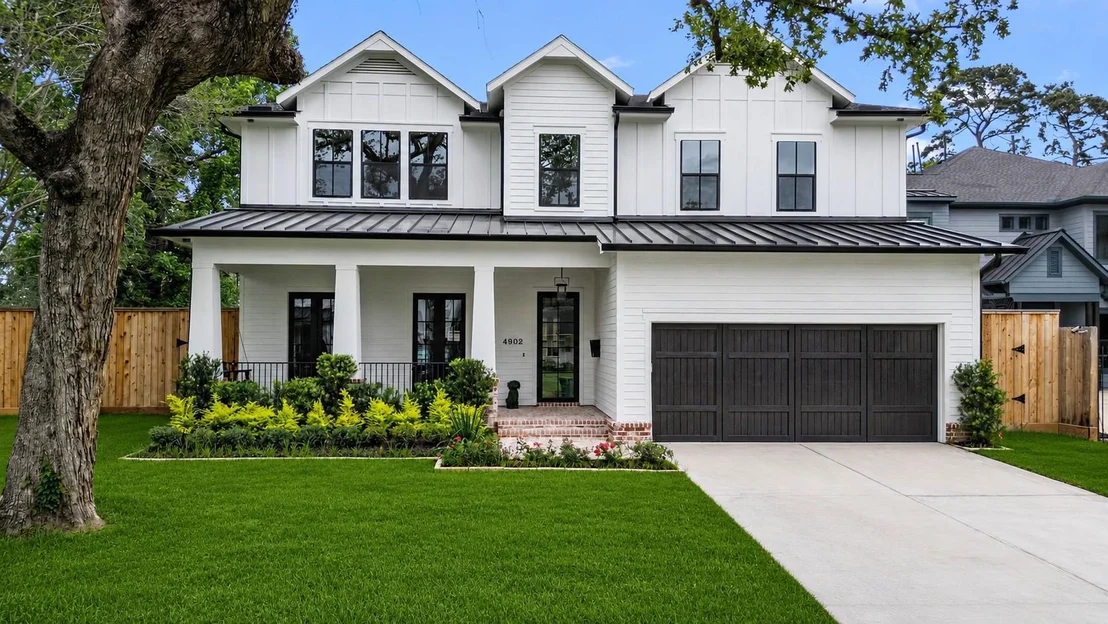 Photo of 4902 Oak Forest Drive