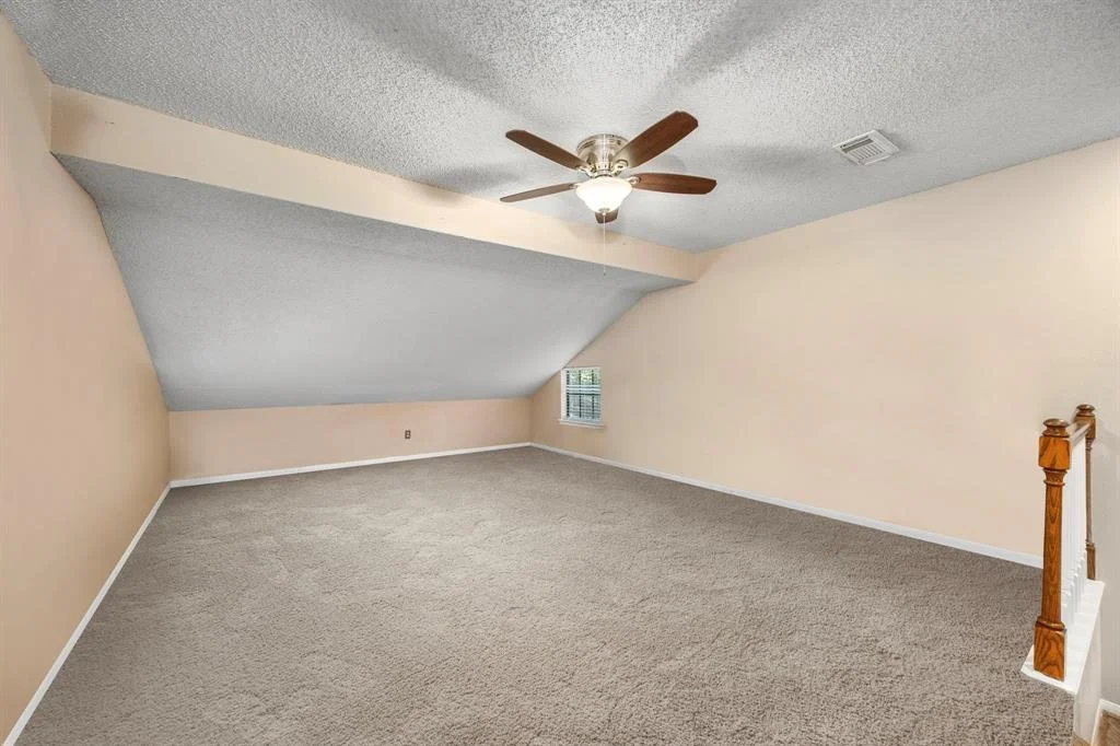 Photo of 22923 Provincial Boulevard
