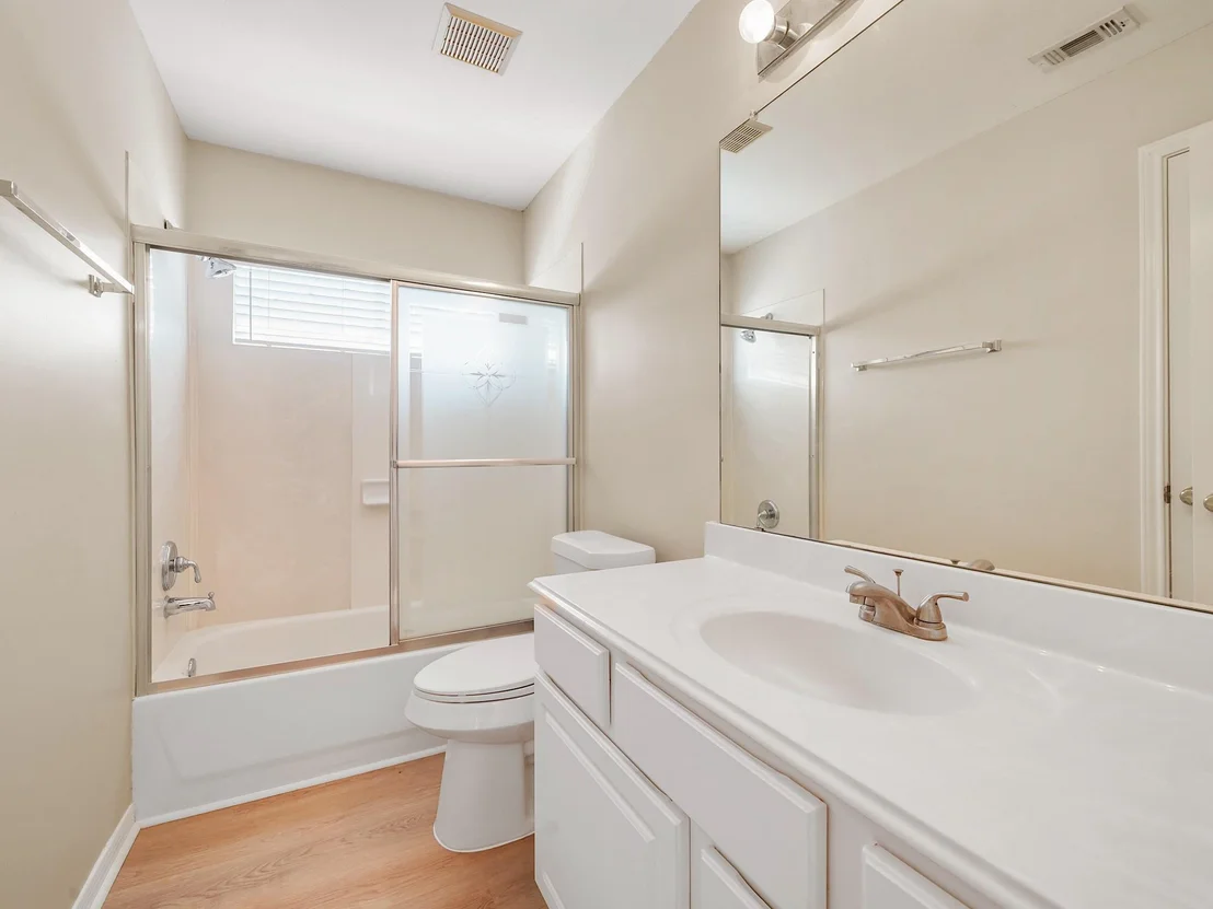 Photo of 3907 Garnet Falls