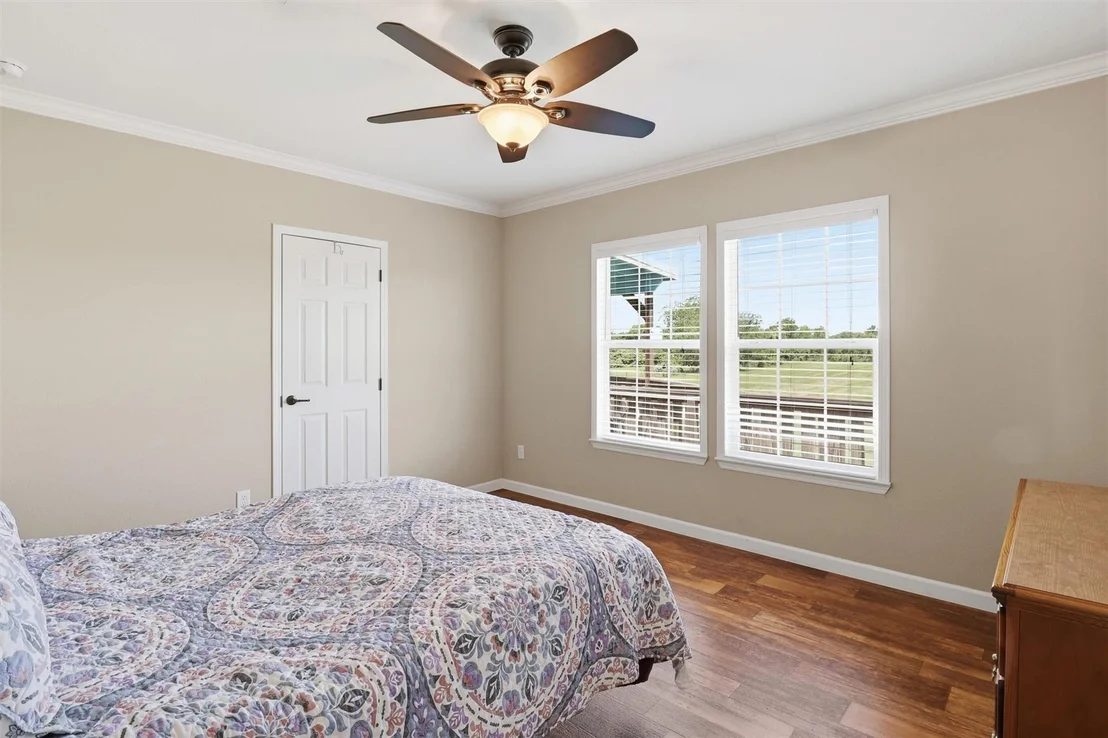 Photo of 32818 Rogers Road