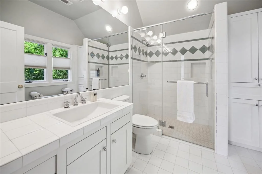 Photo of 15 River Circle