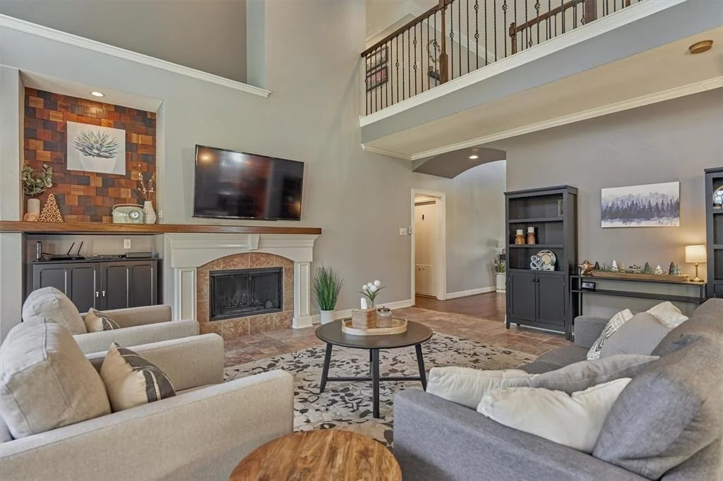 Photo of 86 S Clovergate Circle