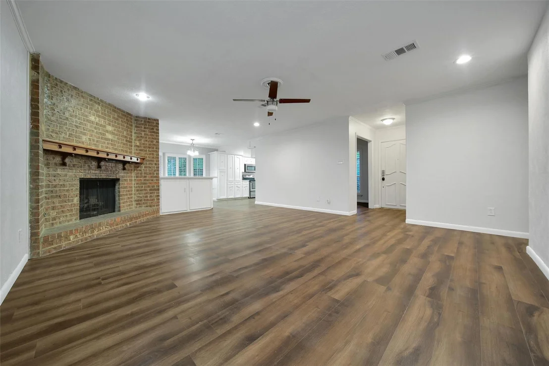 Photo of 347 Maple Lane