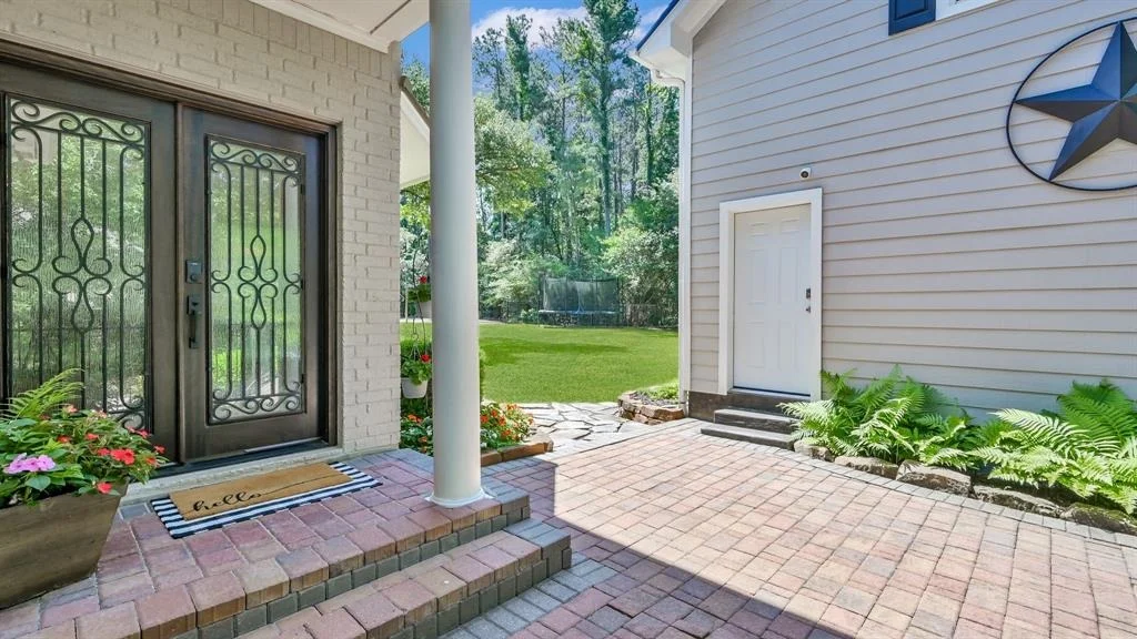 Photo of 10326 Paradise Valley Drive