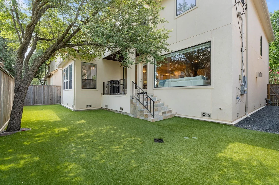 Photo of 5202 Patrick Henry Street