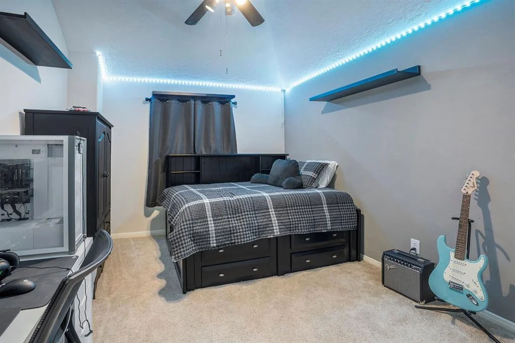 Photo of 601 White Oak Pointe