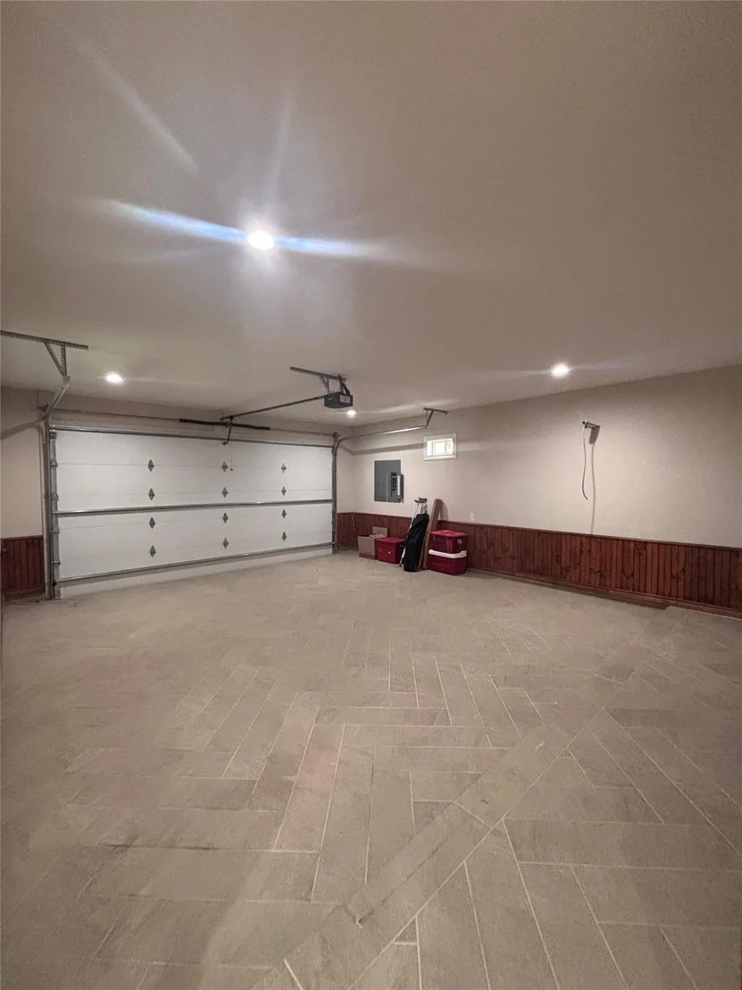 Photo of 1001 Harbor Lane