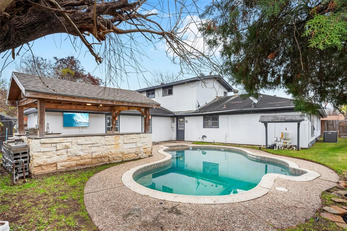 Photo of 8406 Glen Valley Drive