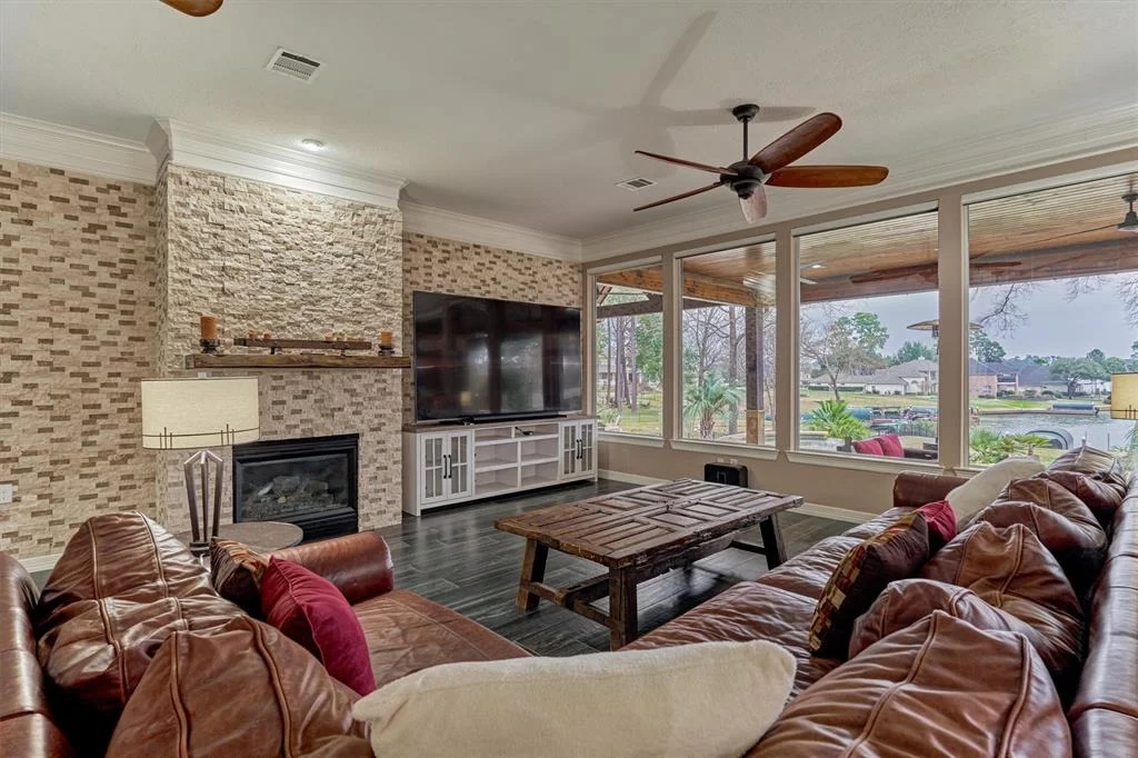 Photo of 1010 The Cliffs Boulevard