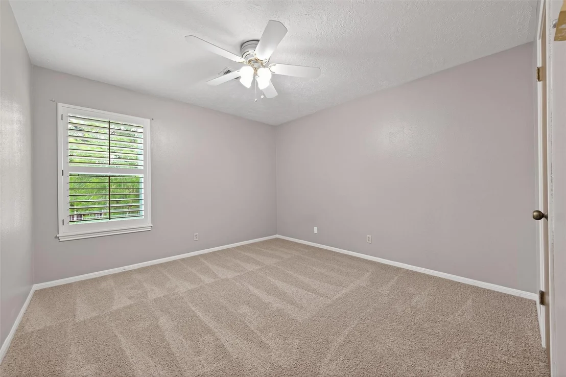 Photo of 7911 Pine Green Lane