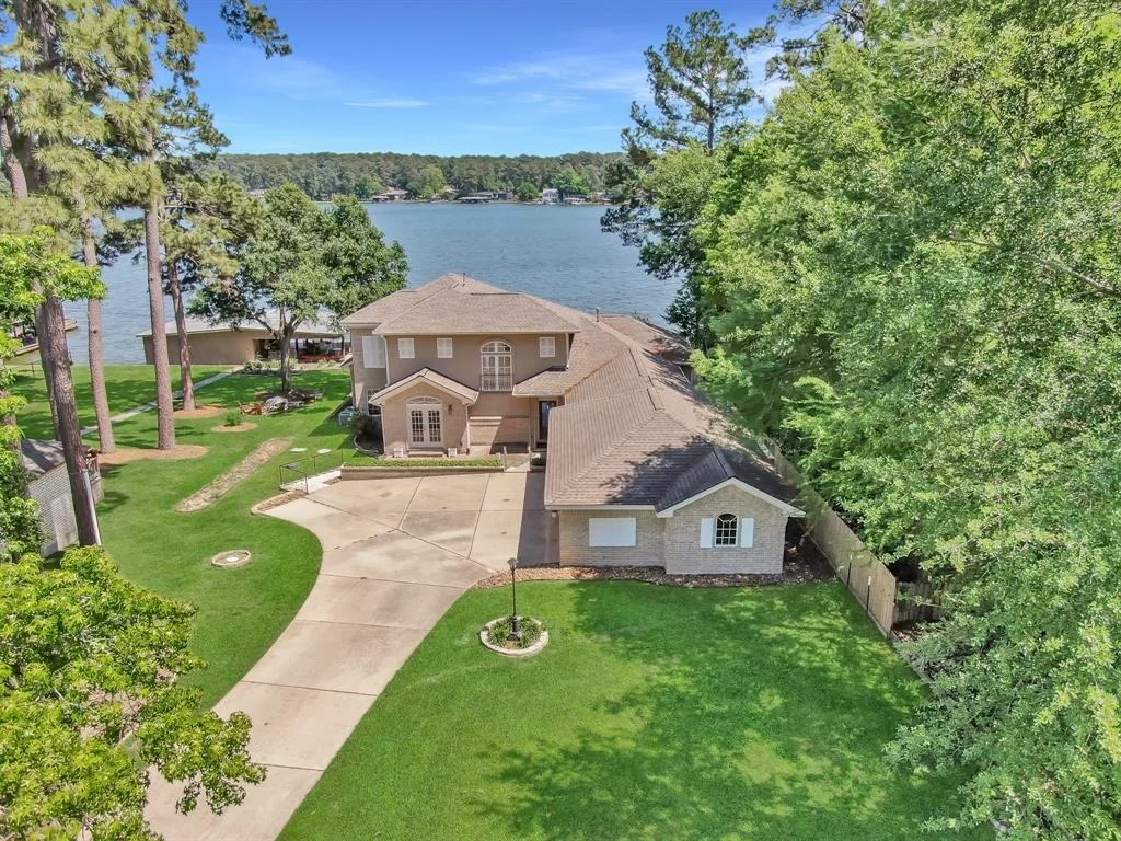 Photo of 15836 Malibu E