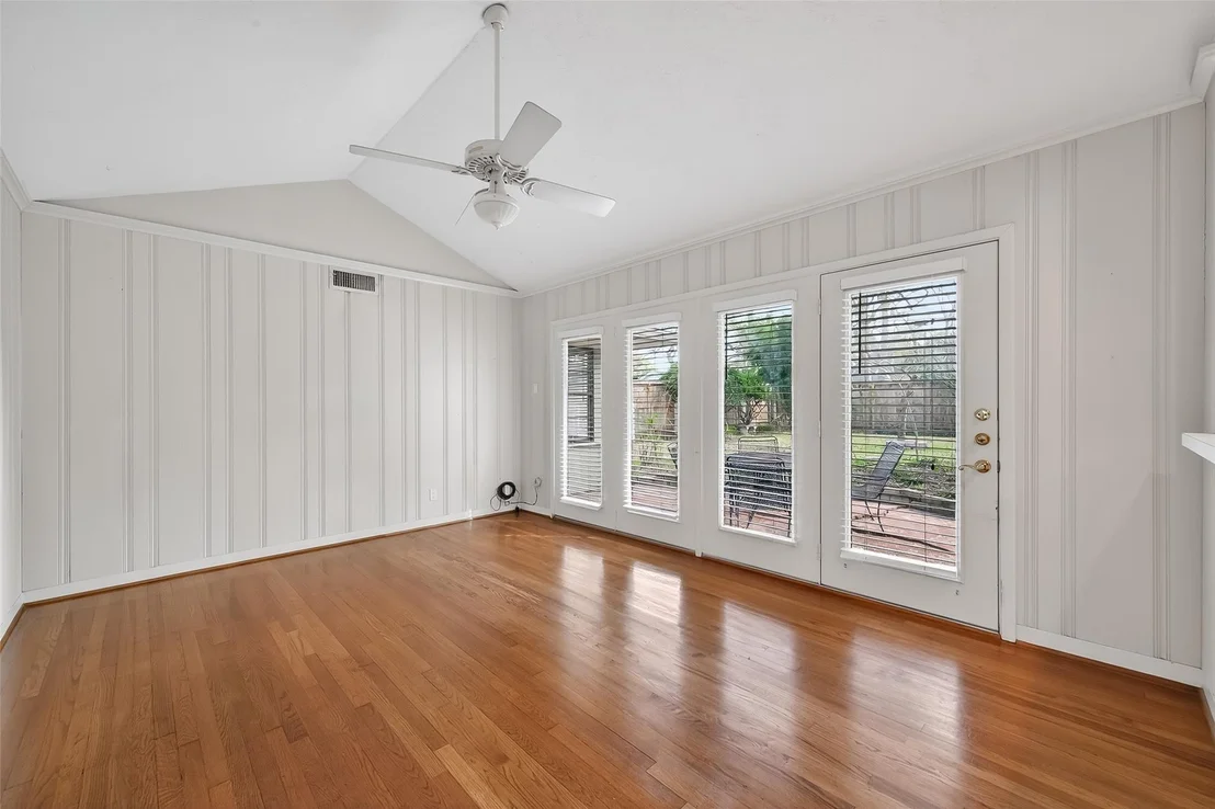 Photo of 4807 Creekbend Drive