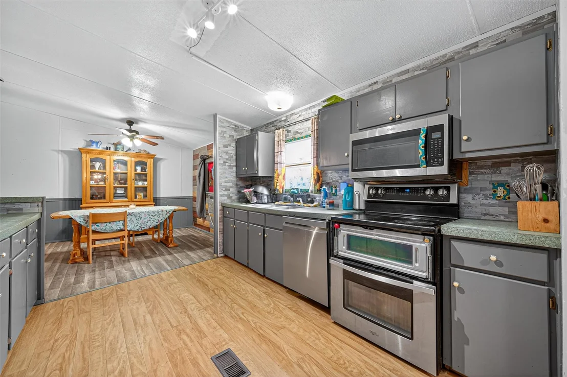 Photo of 1031 Morris Creek Road
