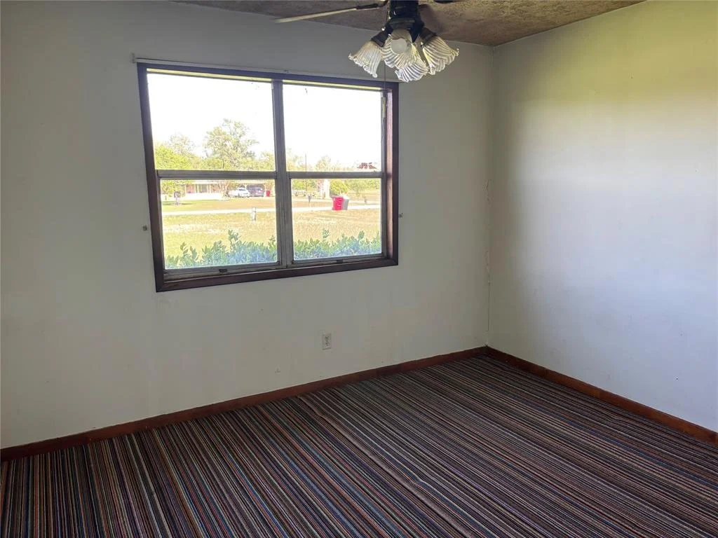 Photo of 17512 County Road 729