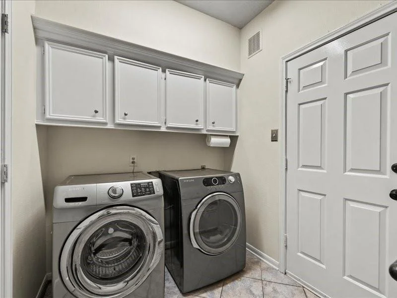 Photo of 8614 Delachase Circle