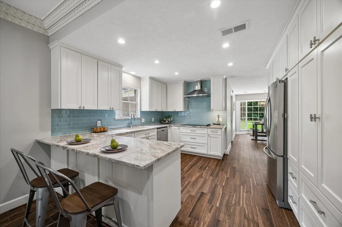 Photo of 2702 Royal Circle Drive