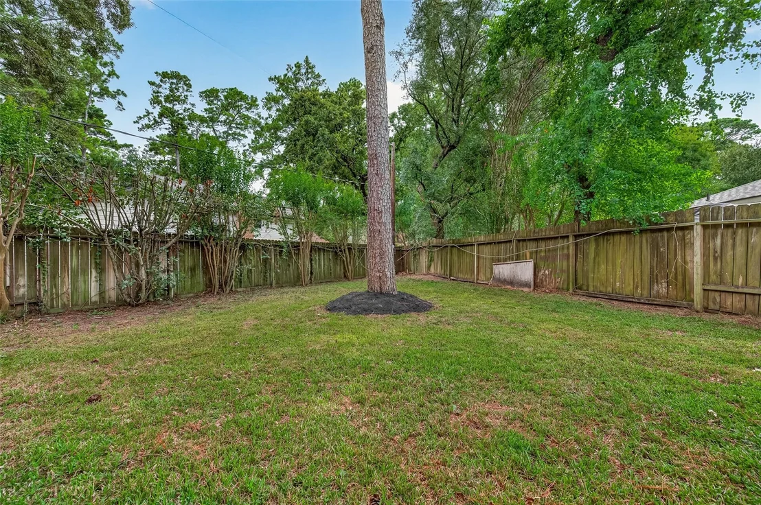 Photo of 8007 Vickridge Lane