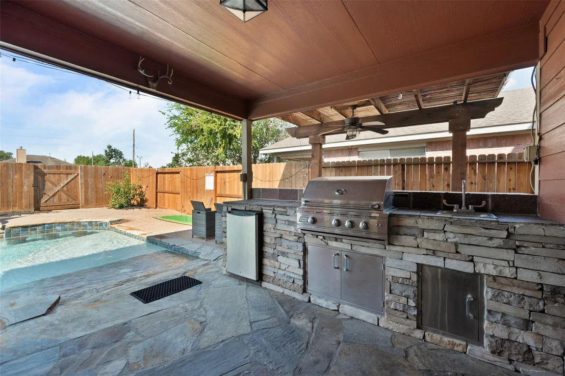 Photo of 507 Northvalley Drive