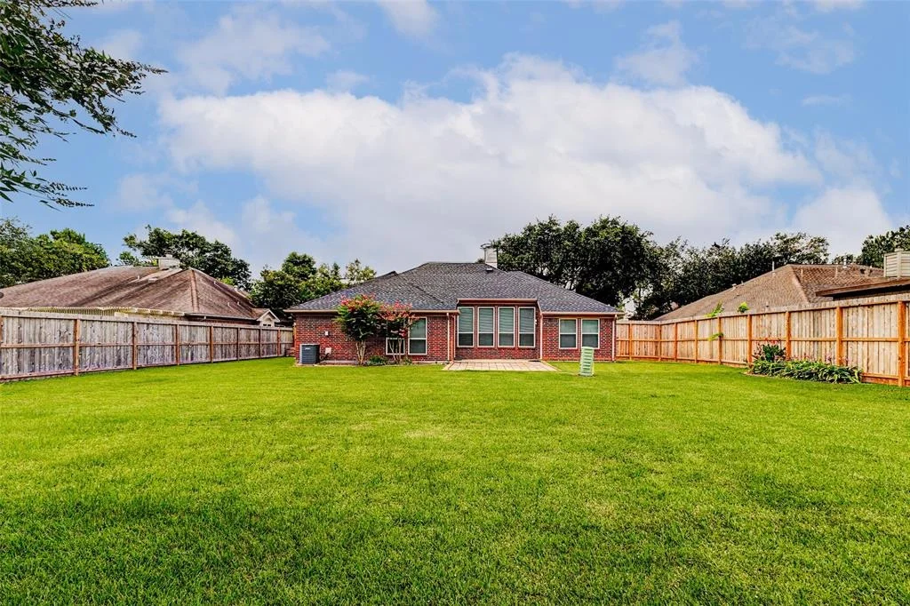 Photo of 23406 Stratsborough Drive