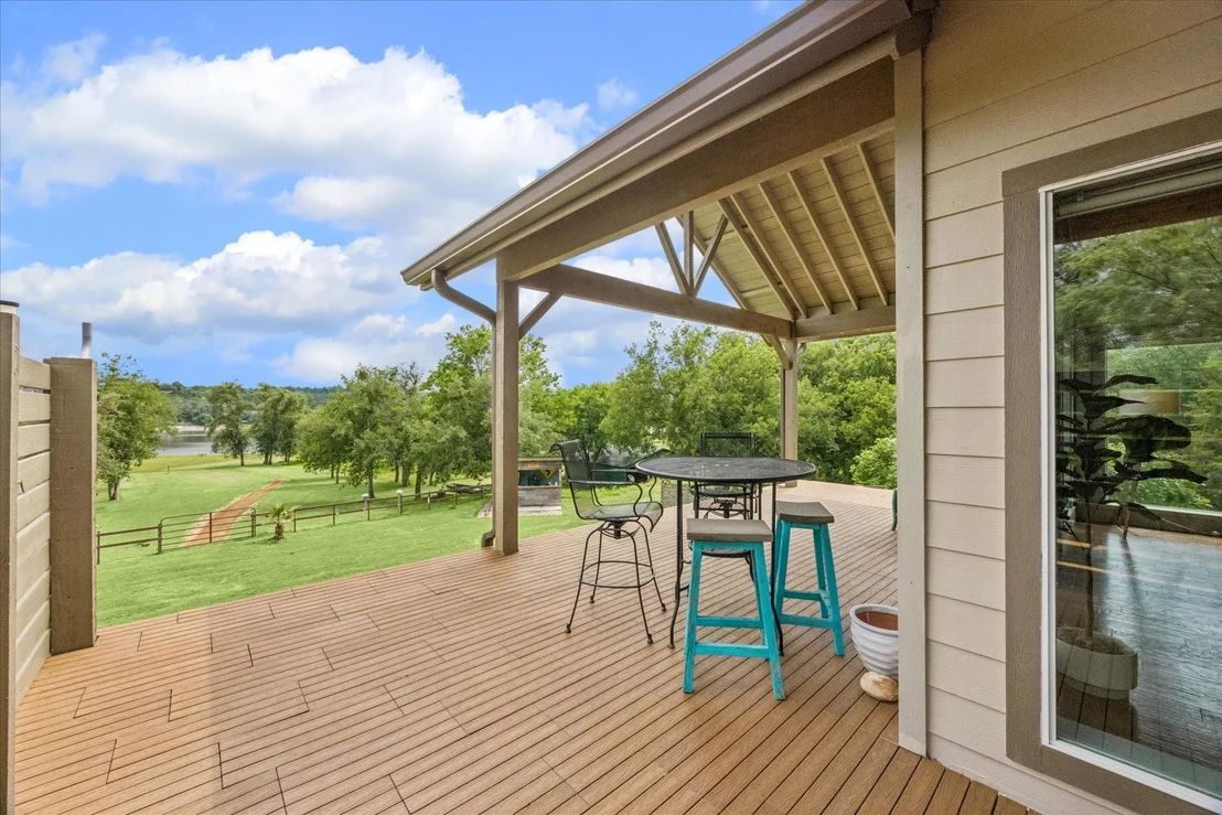 Photo of 511 Chimney Cove Drive