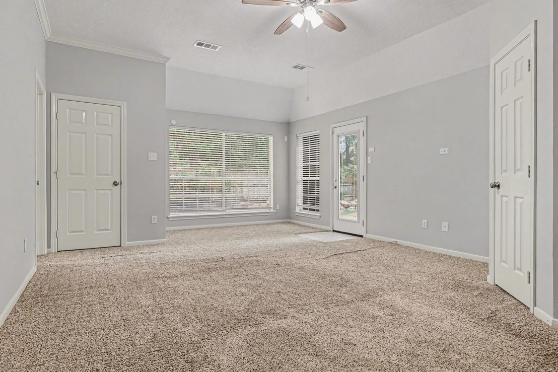 Photo of 215 Bristol Bend Circle