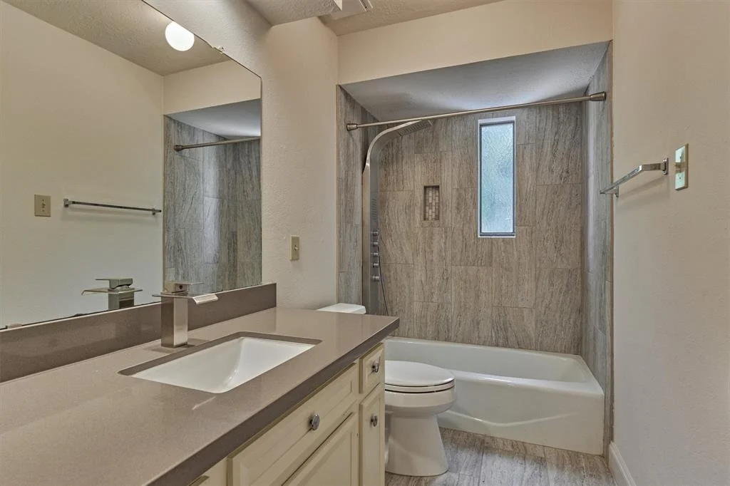 Photo of 52 S Havenridge Drive