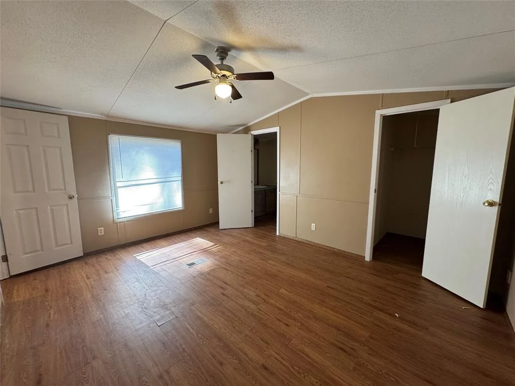 Photo of 1222 Cardinal Lane