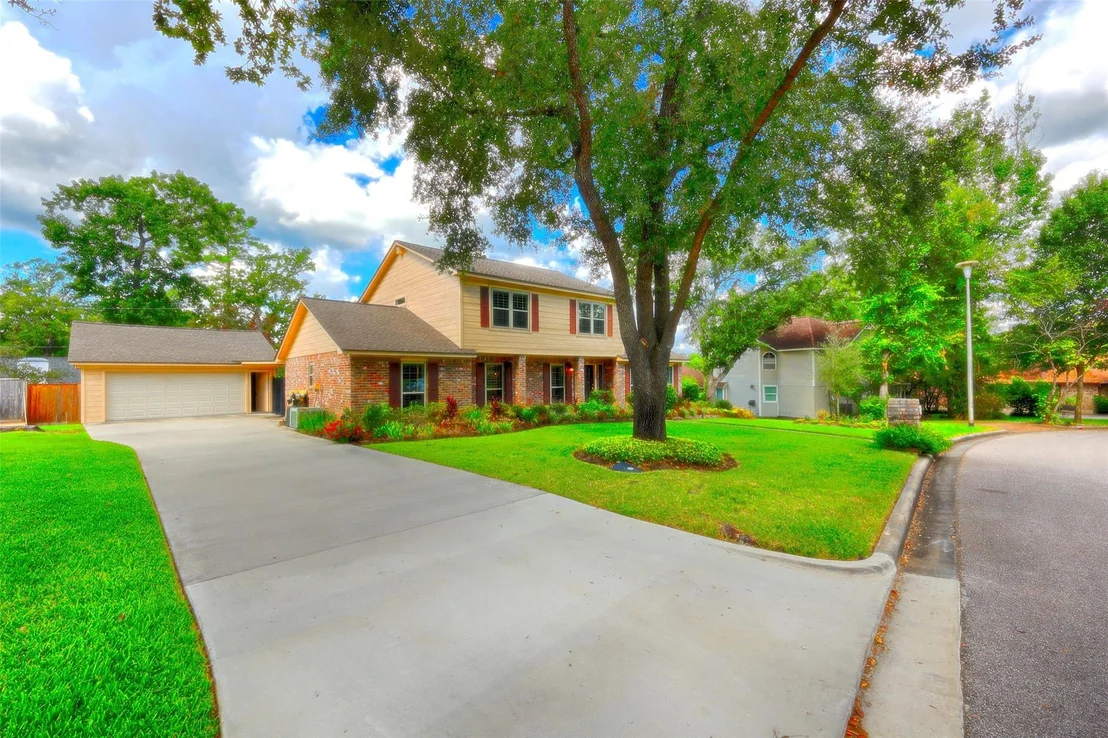 Photo of 206 Virginia Lane