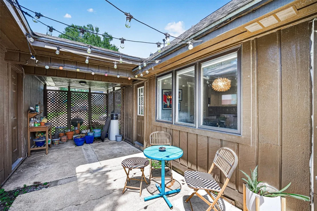 Photo of 4114 Willow Hill Drive