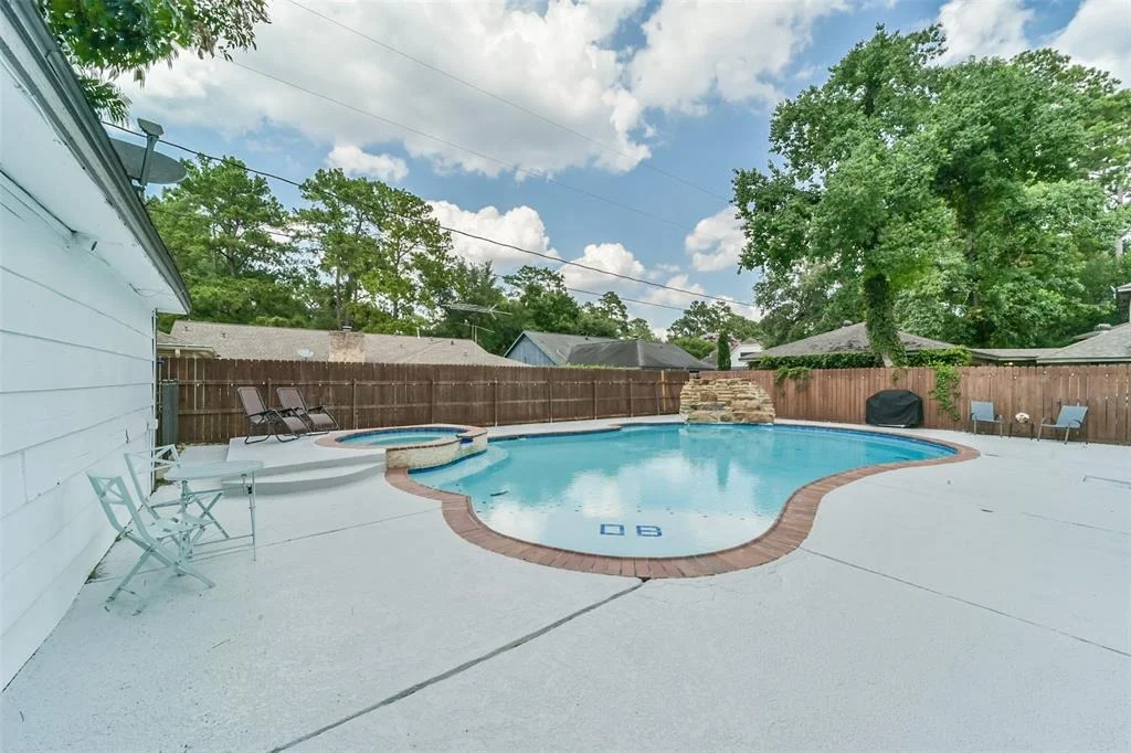 Photo of 11814 Gardenglen Drive