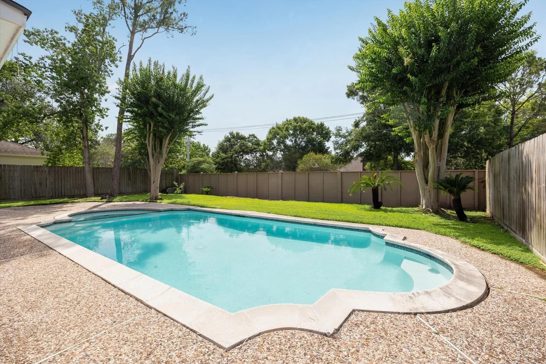 Photo of 607 Oak Harbor Drive