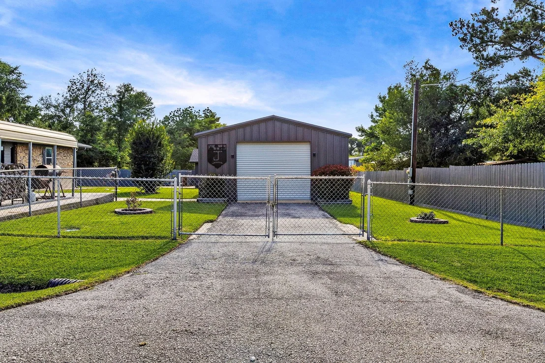 Photo of 188 Huckleberry Road