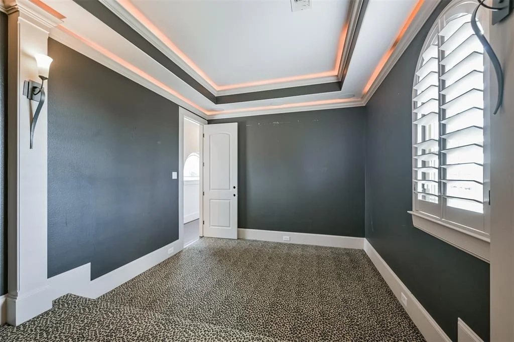 Photo of 317 Red Oak Drive