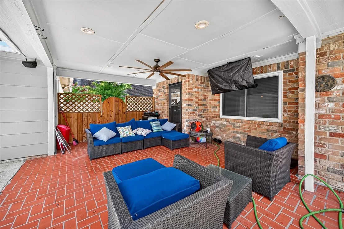 Photo of 5919 Spring Creek Oaks Drive