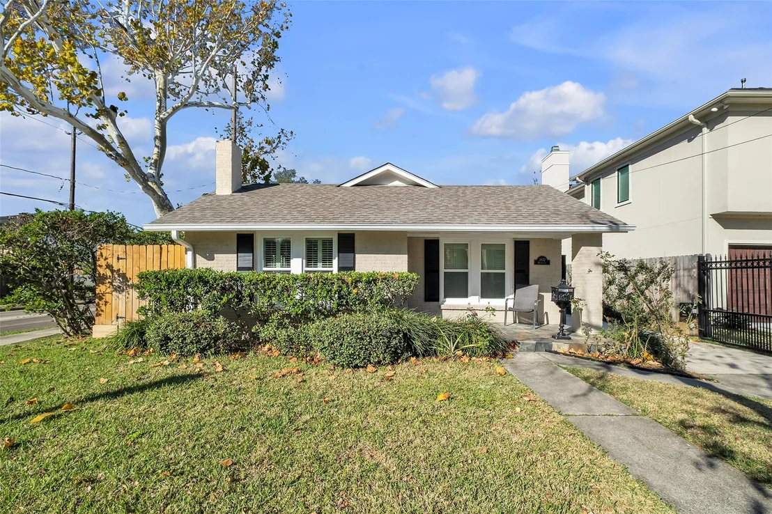 Photo of 3932 Marquette Street