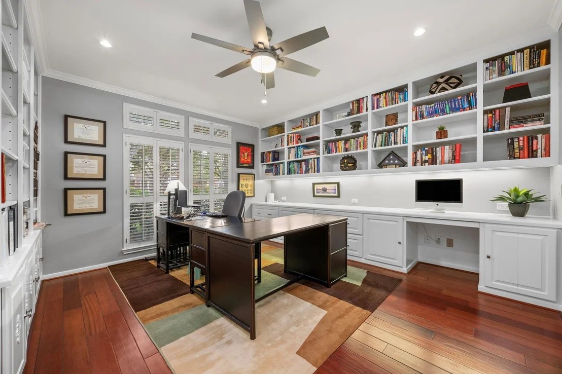 Photo of 4447 Balboa Drive