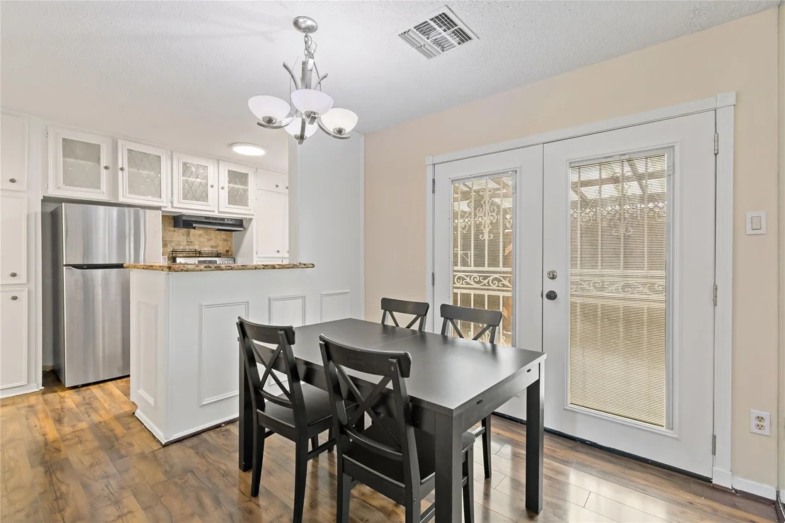Photo of 7913 Cook Road
