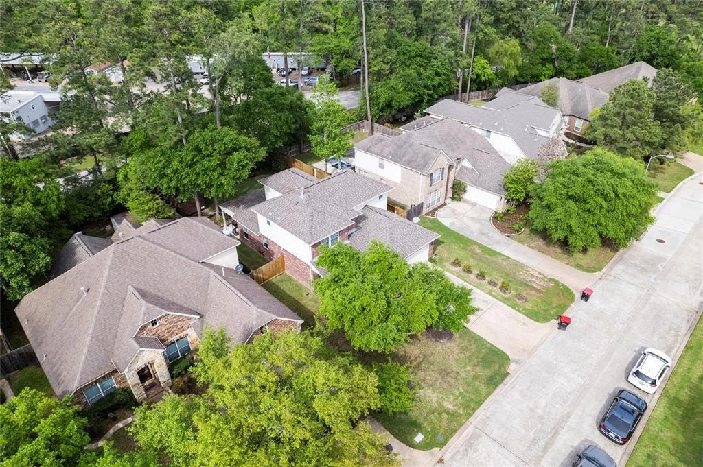 Photo of 15622 Clear Pointe Drive
