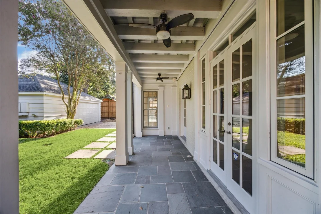 Photo of 2233 Pelham Drive
