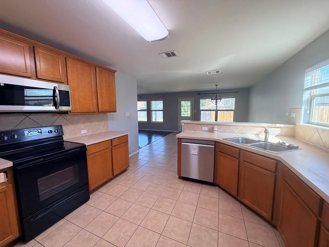 Photo of 316 Housefinch Loop