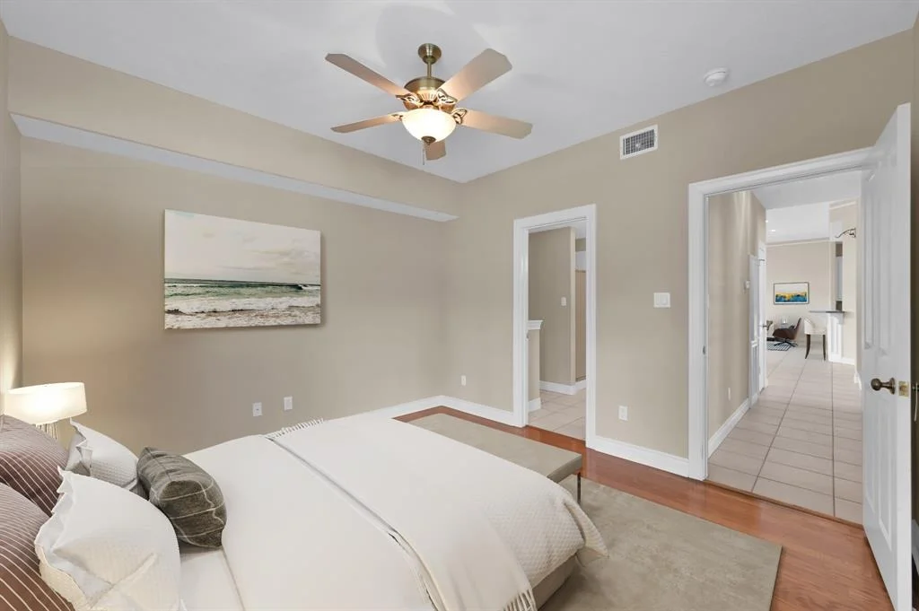 Photo of 15836 Malibu E