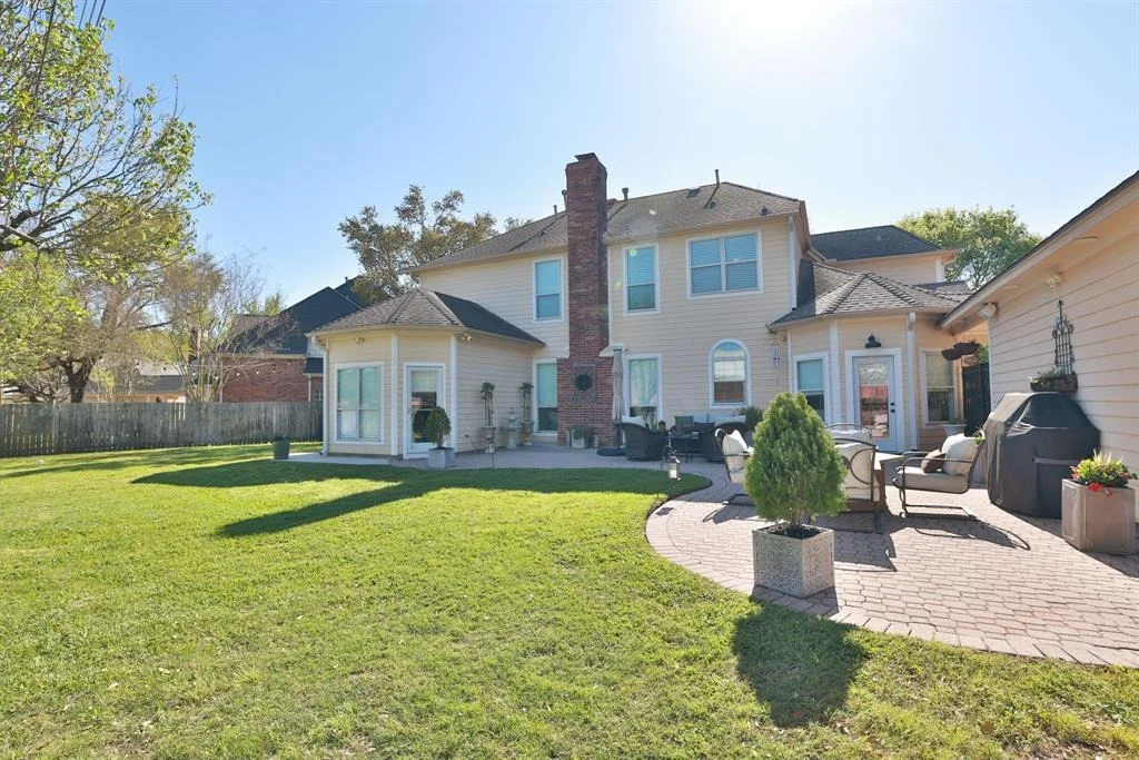 Photo of 17102 Oak Dale Drive