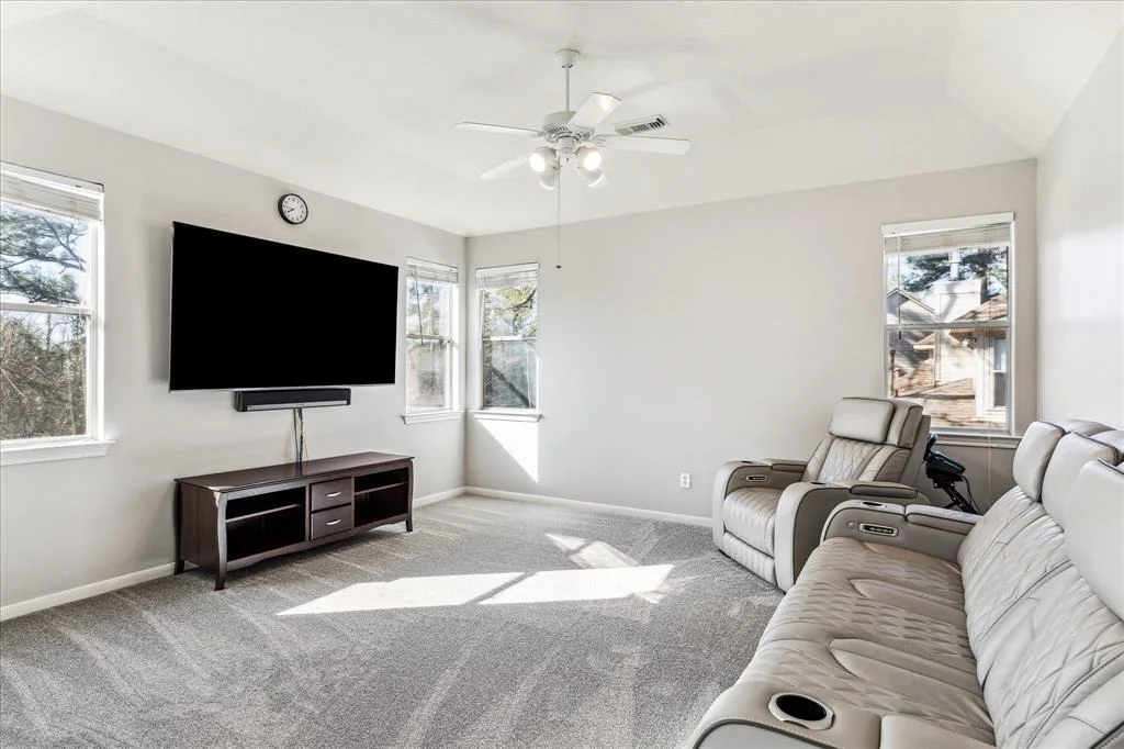 Photo of 54 E Beckonvale Circle